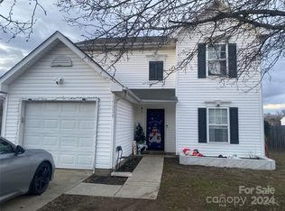 15220 Dehavilland Dr, Charlotte, NC 28278