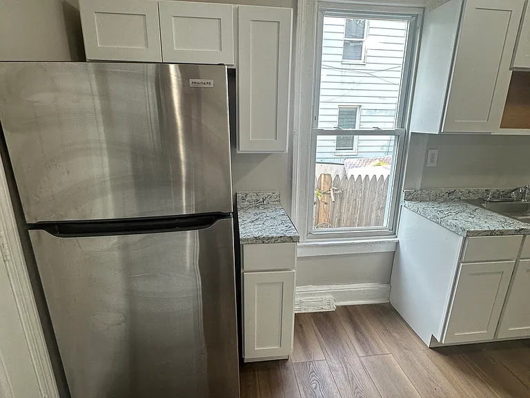 44 Liberty St #1 — Photo 5