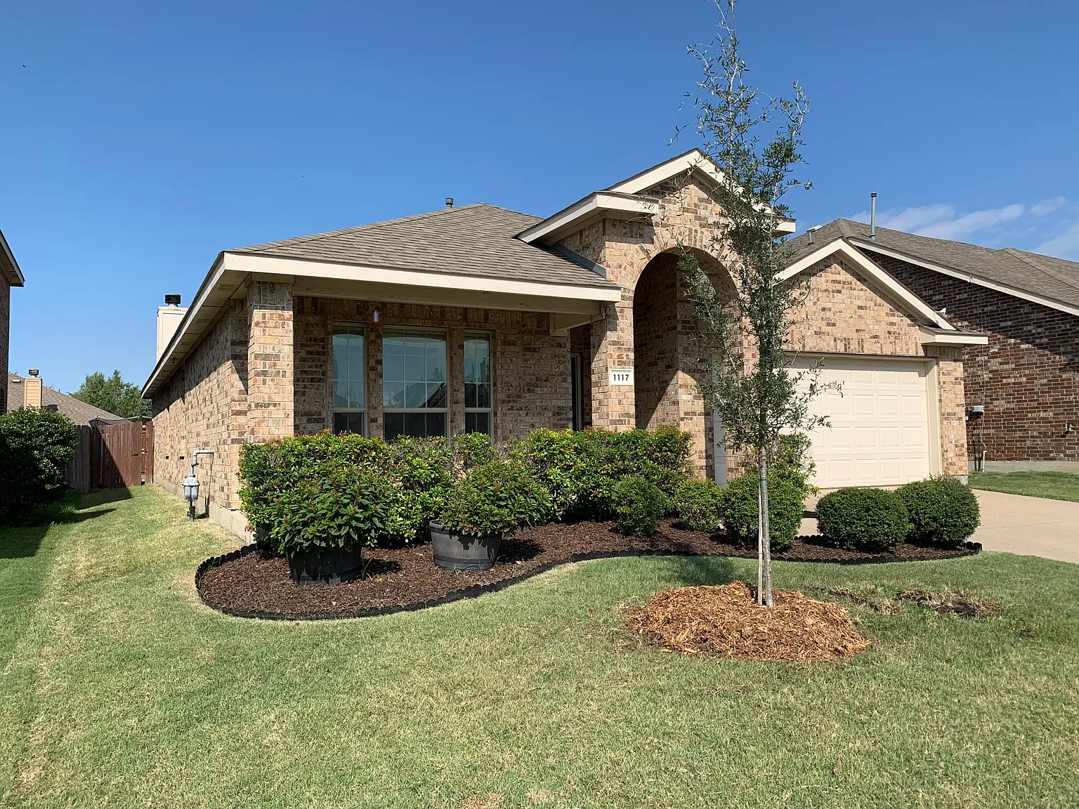 1117 Bent Tree Rd — Photo 2