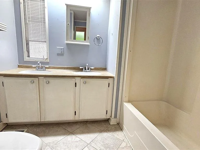 1240 Seagull Dr — Photo 28