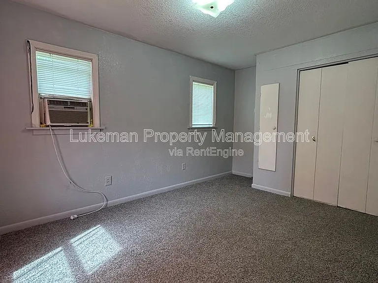 5816 Vermont Ave — Photo 5