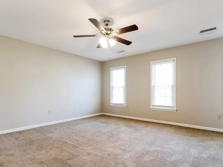 7695 Stout Rd — Photo 9