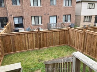 10 Bradshaw Dr, Hamilton, ON L8J0K7