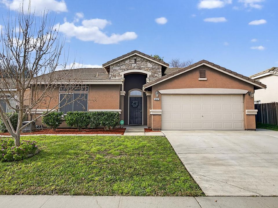 1st image of 8487 Zinnia Way