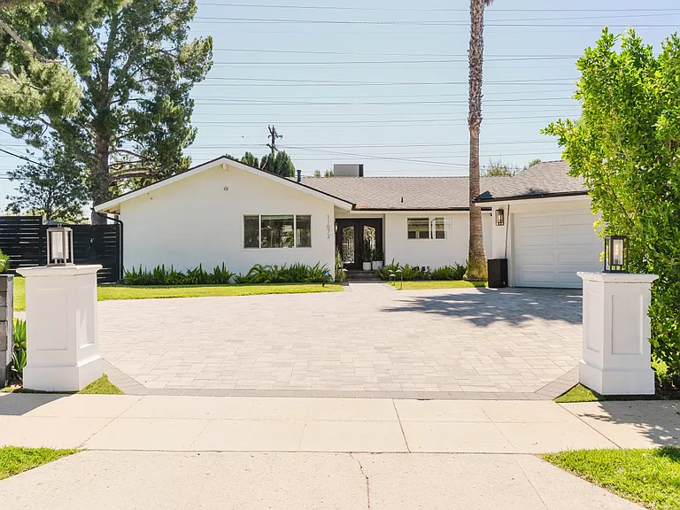 11072 Chimineas Ave — Photo 2