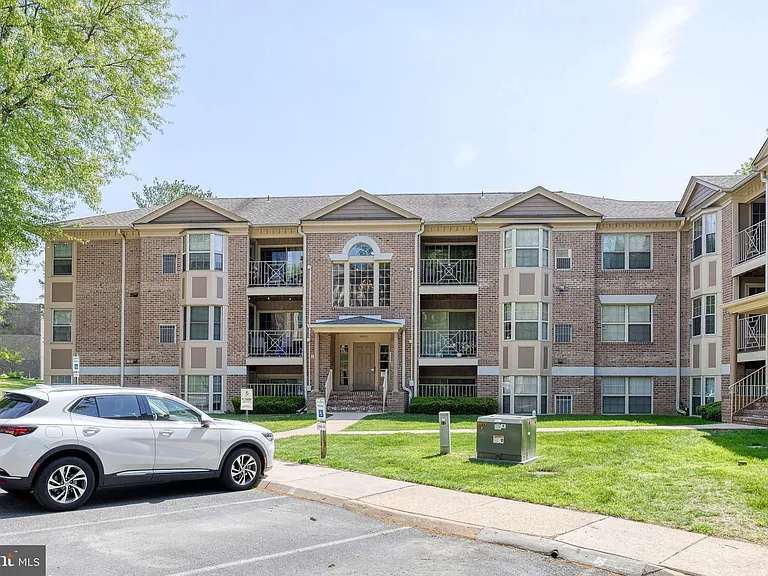 3512 Thomas Pointe Ct #1B — Photo 17