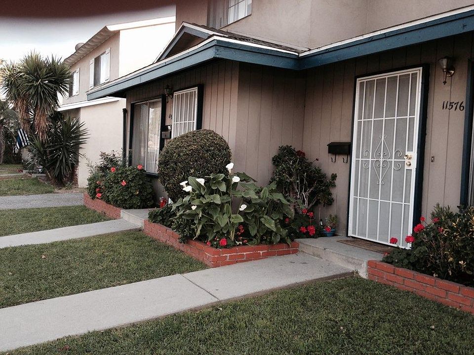 NICE DUPLEX,EASY TO SHOW ANY TIME JUST CALL