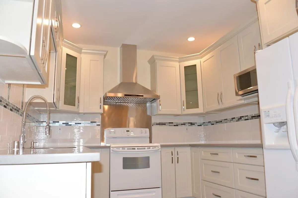 20275 Northglen Sq photo 1