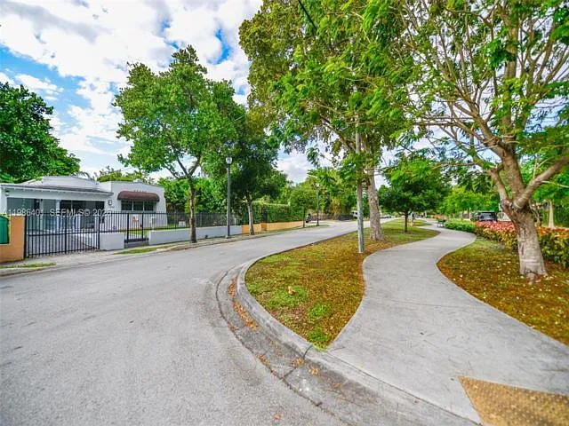 1508 SW 13th Ave — Photo 18