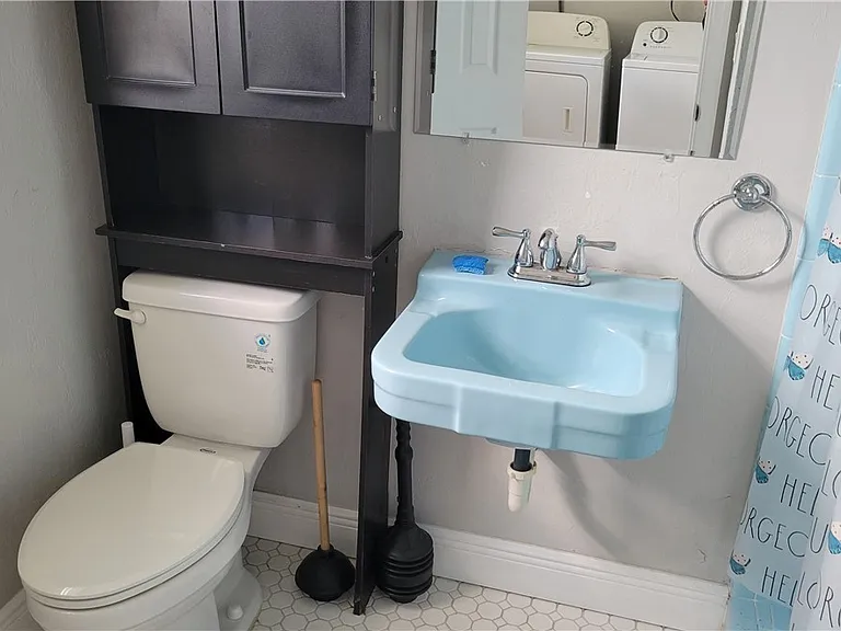 1403 Davis Dr — Photo 27