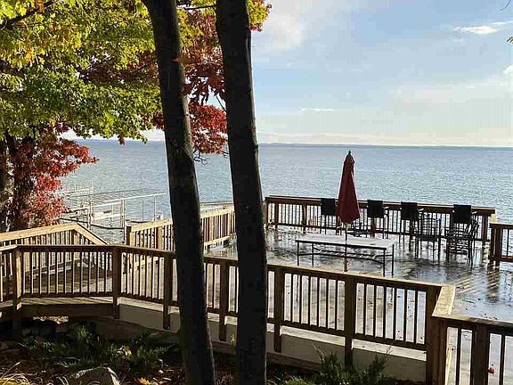5th image of 3859 Smokey Cove Dr