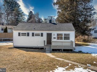 37 Cedarmere Rd, Owings Mills, MD 21117