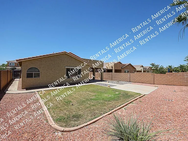 876 E Riviera Pl — Photo 38