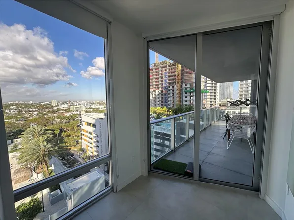 1010 SW 2nd Ave Unit 1208, Miami, FL 33131
