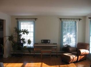 1067 Tinker Hill Rd, Malvern, PA 19355