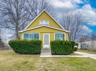 919 E 232nd St, Euclid, OH 44123