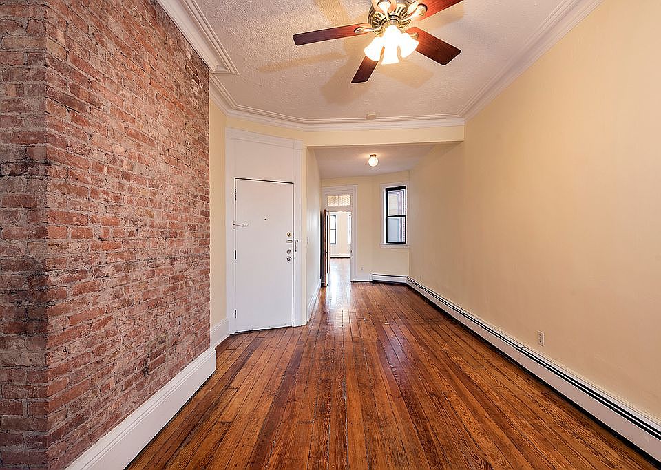 1st image of 74 Palisade Ave APT 8