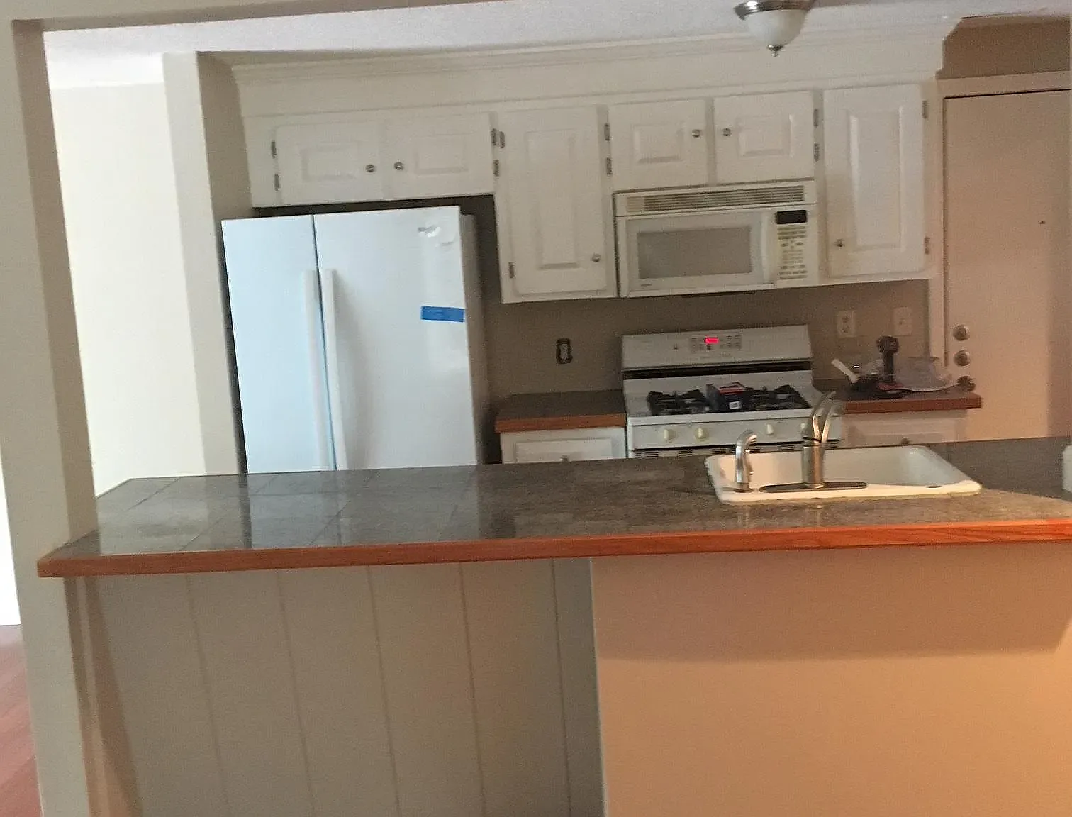2 bed, 1100 sqft, $2,600 — Photo 1