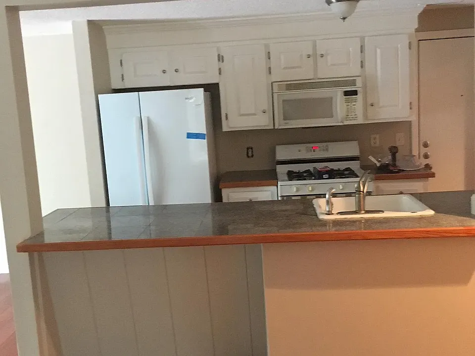 142 Cannongate III Rd #142