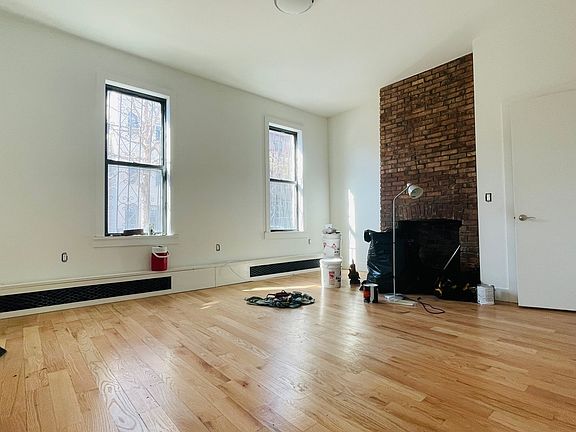 3rd image of 38 Melrose St #1A