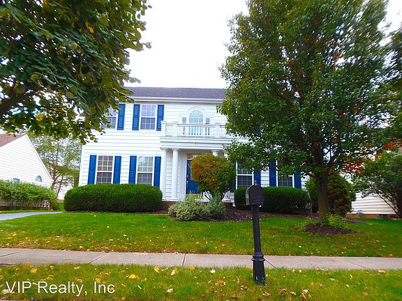 4th image of 255 Stamford Dr