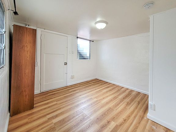 3rd image of 2149 Kauhana St #1