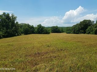 Hebbertsburg Rd, Crab Orchard, TN 37723
