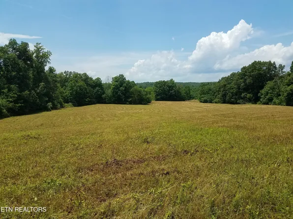 Hebbertsburg Rd, Crab Orchard, TN 37723