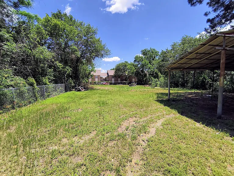 2304 Palmer Dr — Photo 23