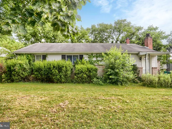 6 Stephen Rd, Camp Hill, PA 17011