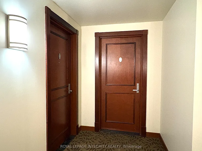 234 Rideau St #504A — Photo 10