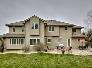 16119 Bedford Ave, Omaha, NE 68116