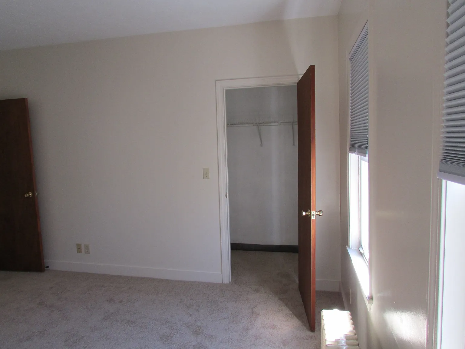 2 bed, 1.0 bath, 1000 sqft, $2,100 — Photo 3