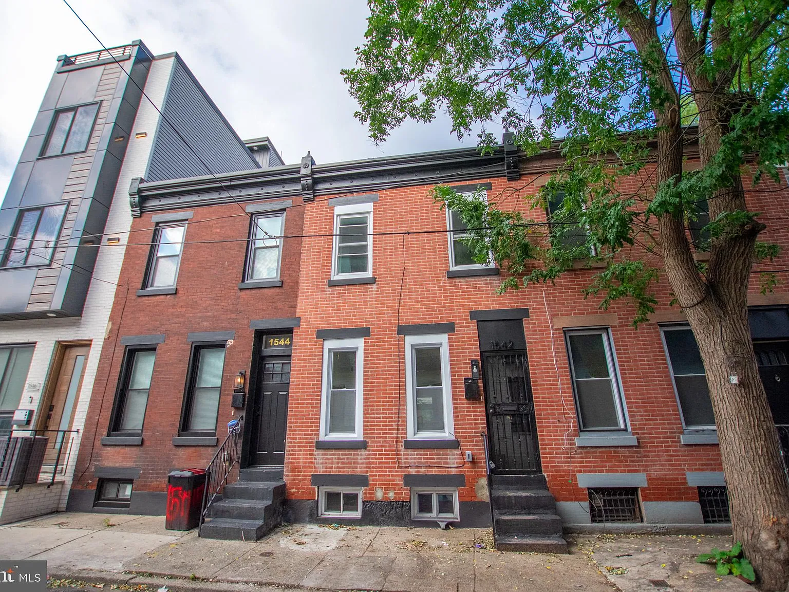 2 bed, 1.0 bath, 1000 sqft, $1,750 — Photo 2