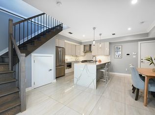 118 Irving St #1A, Jersey City, NJ 07307