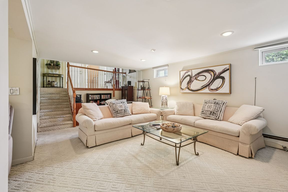 next background image