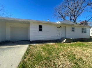 2025 N Pierce Ave, Springfield, MO 65803