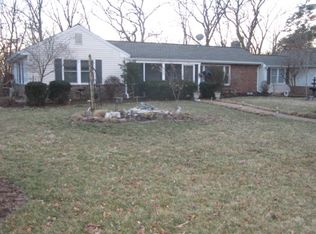 1872 N Signal Hills Dr, Saint Louis, MO