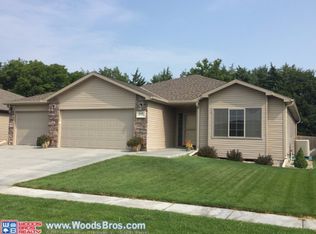 4132 Vermont Ave, Grand Island, NE 68803