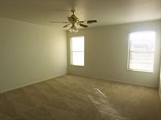 3rd image of 1085 E Lowell Ct