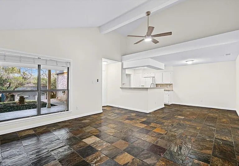 361 Fantail Loop — Photo 1