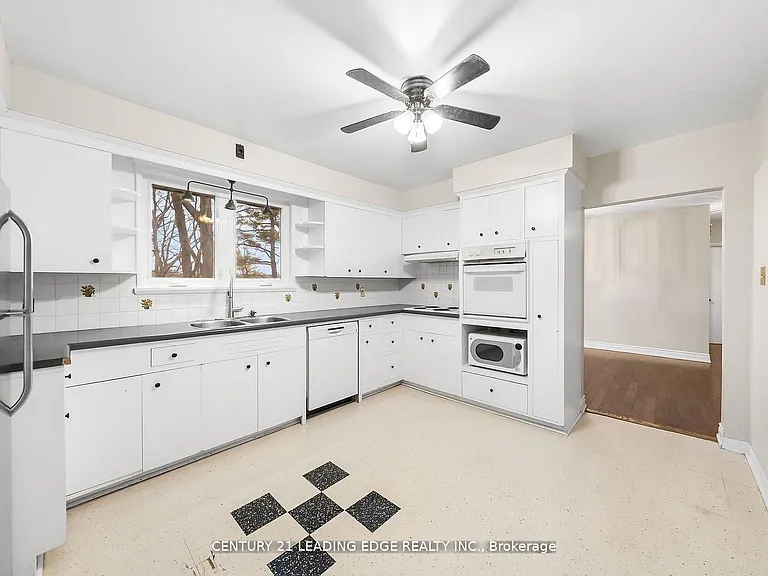 541 Rouge Hills Dr — Photo 16