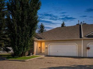 113 Mount Douglas Vlg SE, Calgary, AB T2Z 3R5