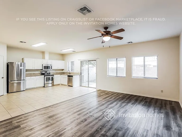 7031 W Lincoln St — Photo 3