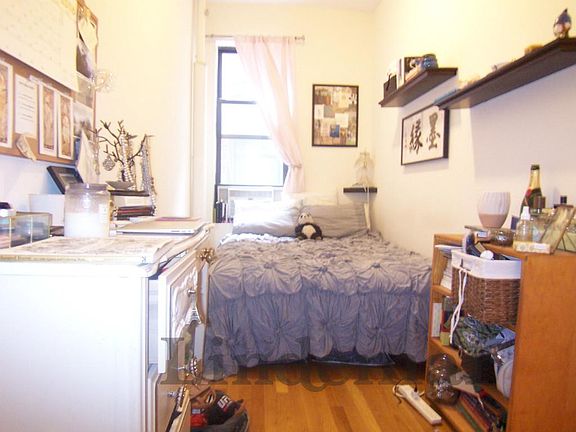 4th image of 326 E 90th St APT 5E