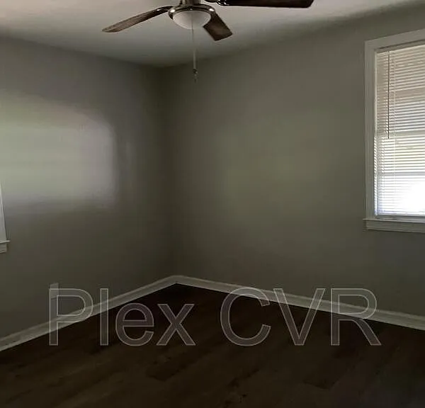2231 Cornell Ave — Photo 8