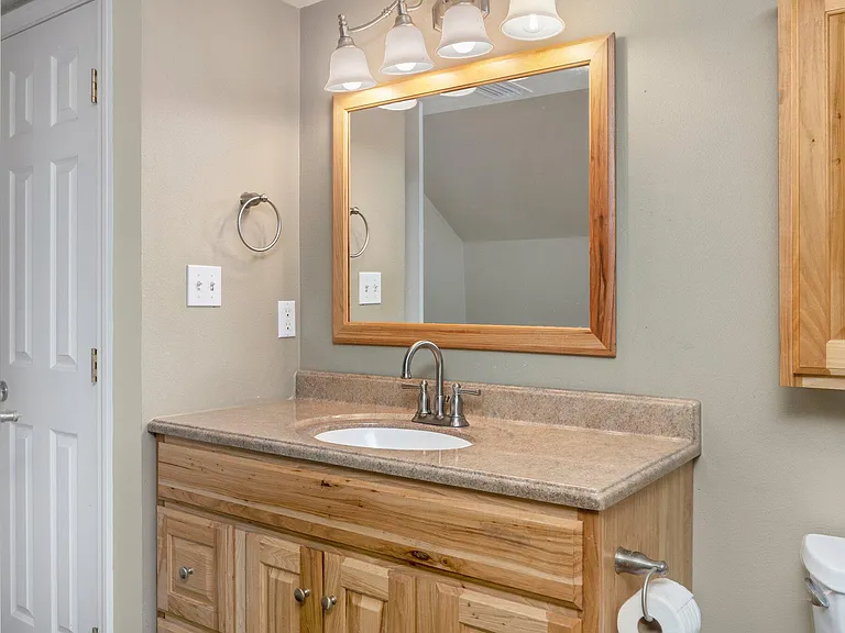 322 Crescent Dr — Photo 32