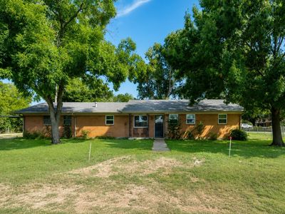 103 E McKinley Ave, Whitney, TX, 76692