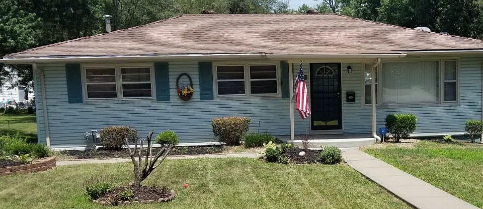 1st image of 6242 Roswell Ave