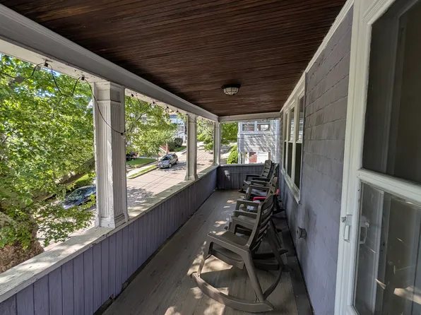 27 Menotomy Rd Floor 2, Arlington, MA 02476